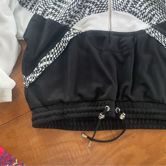 Vintage 80s LAVON Funky Half-Zip Windbreaker. Size: Large - Picture 3 of 8